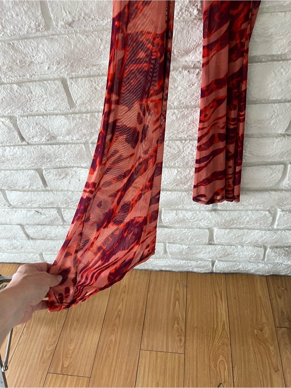 PrettyLittleThing strechiy sheer Flare Pants Sz 4 A29 - Picture 5 of 6